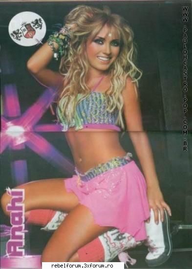 Anahi....o scumpa... - Deci...ce zicetzi?...defapt toate 3 sunt - Anahi