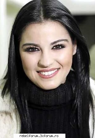 Cu ea...se formeaza o trupa mixta - skumpika fok...:*:* - Maite