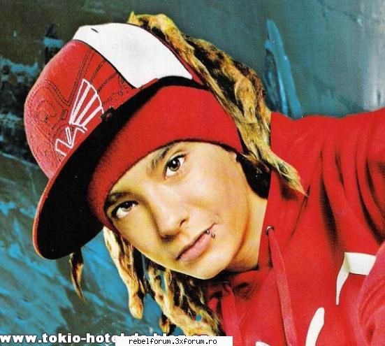Pe U!!!!! - Intri pe si dai la voteaza aici ,iar mai jos o sa - Tokio hotel