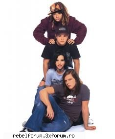 Pe unde aveti trupa\?? - Pe pereti pe pat ...peste tot!!!!!!! mai mult in - Tokio hotel
